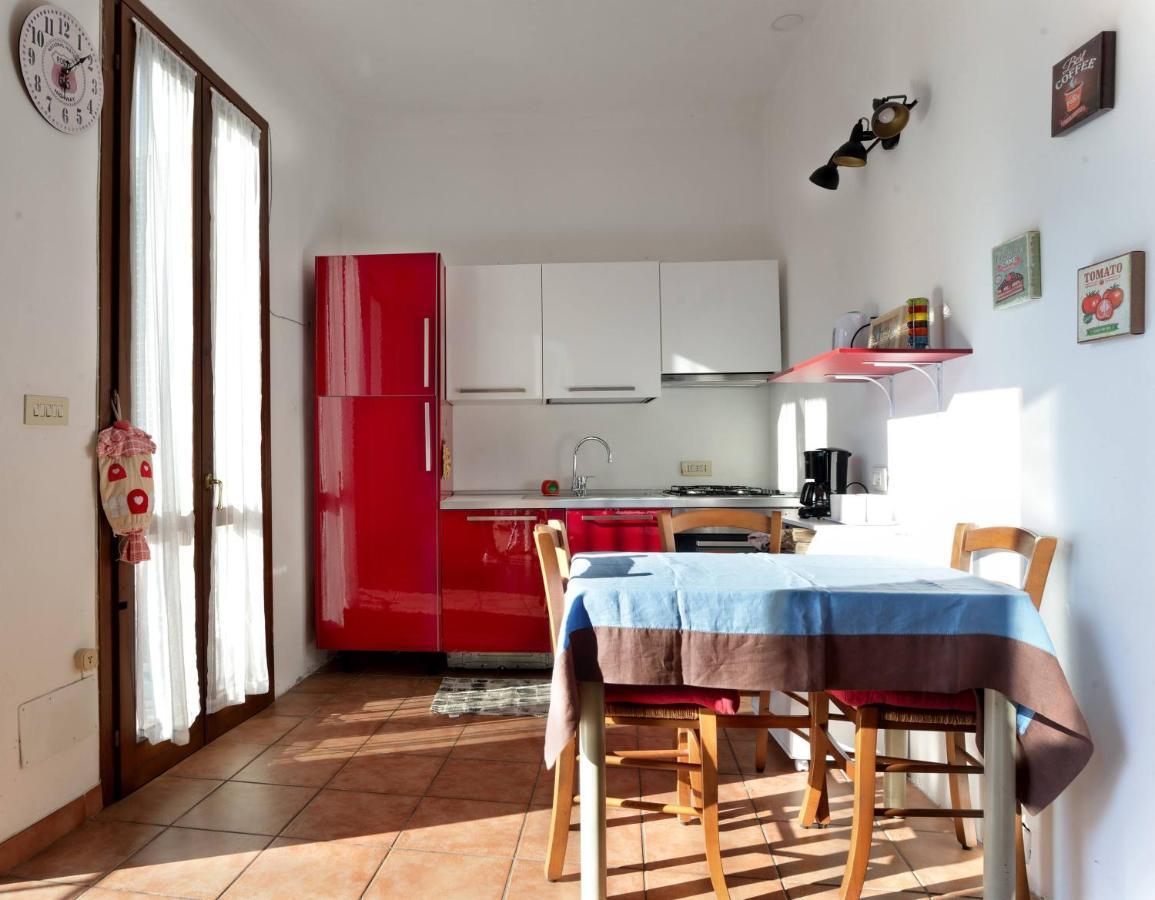 Casa Con Grande Terrazza, Ac, Wifi, Posto Auto E Vicino Al Mare Villa Imperia Ngoại thất bức ảnh